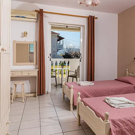 Hotel Tassia For Families & Couples (Adults Only) Laganas Exterior foto