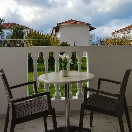 Hotel Tassia For Families & Couples (Adults Only) Laganas Exterior foto