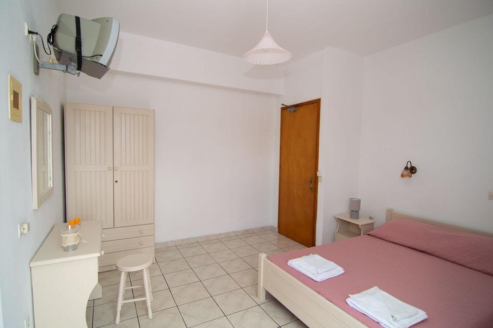 Hotel de apartamente Tassia For Families & Couples (adults Only)